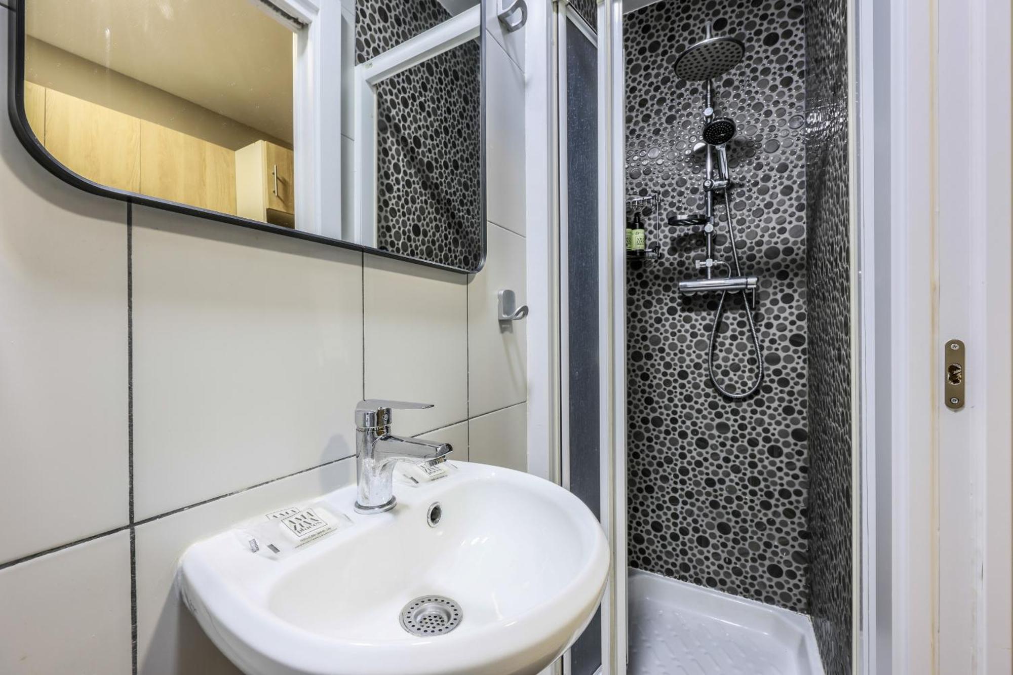 Nuevo Apartamento Funcional En Chamberi Madrid Kültér fotó